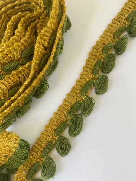 Vintage European Fringe - looped, Gold/Green- 2M Carousel 1