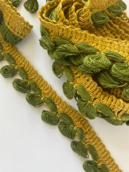 Vintage European Fringe - looped, Gold/Green- 2M Carousel 2