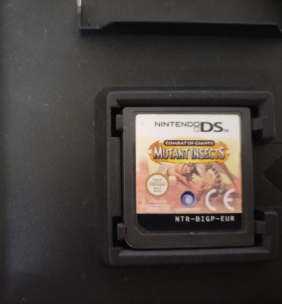 DS - Combat Of Giants Mutant Insects Carousel 1