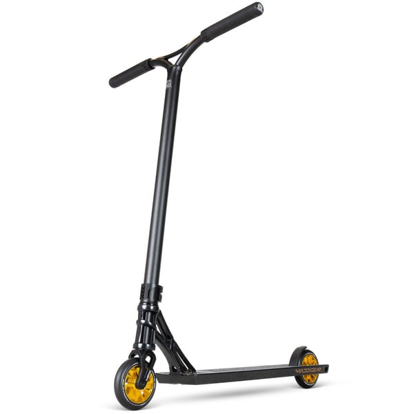 MADD GEAR MGX 550 SCOOTER LASER FLIP Carousel 1