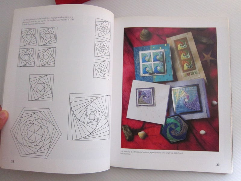 **COMPENDIUM OF CARDMAKING TECHNIQUES Carousel 20