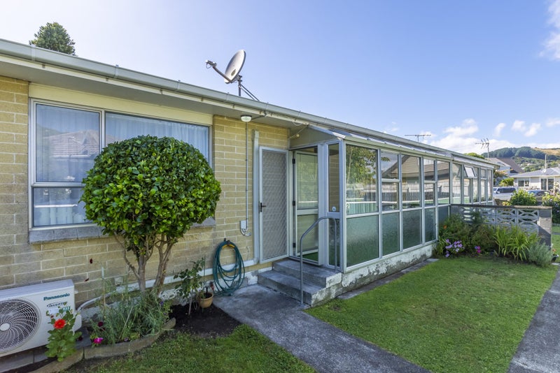 Image 1 of 20