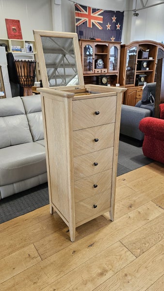 'Hemsly' 5 Drawer Tall Chest With Mirror Carousel 2