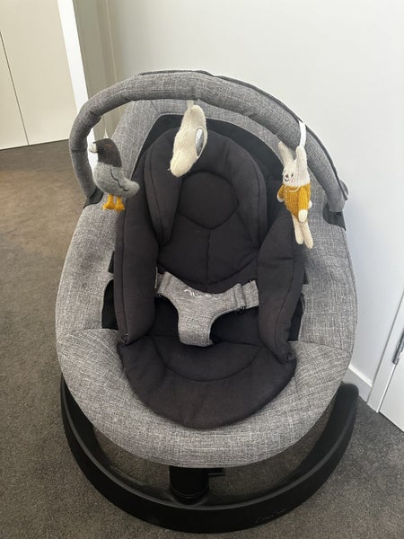 Nuna Leaf Grow Carousel 2