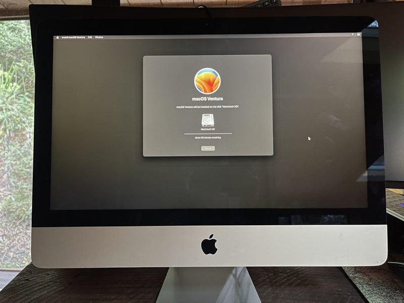 Apple iMac (21.5-inch 2017) i5 Up to 3.6Ghz 8GB 1TB Ventura OS Carousel 1
