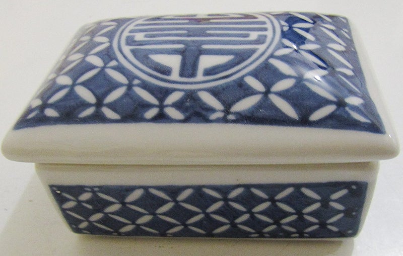 Blue and white ceramic trinket box, ideal for candle makers Carousel 1