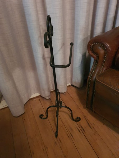 Wrought Iron Freestanding Towel/Toilet Paper Holder Carousel 2