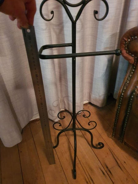 Wrought Iron Freestanding Towel/Toilet Paper Holder Carousel 3