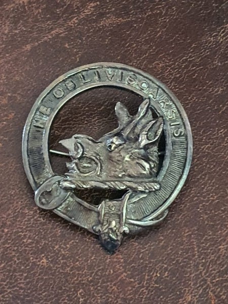 Antique Sterling Silver Scottish Clan Crest Badge Carousel 1