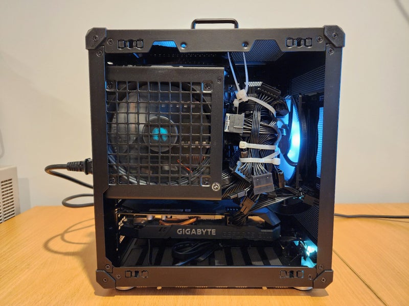 Gaming PC, Ryzen 5 3400G, 16GB RAM DDR4, GTX 1660 SUPER62863867455618112
