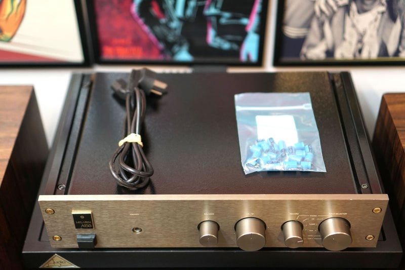 McLaren A150 Gold Audiophile Amplifier Made in NZ - The Real HiFi Gem - Recapped Carousel 9