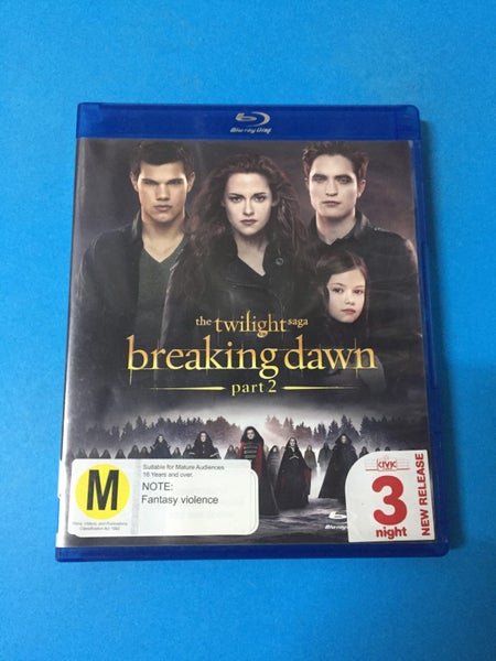 The Twilight Saga: Breaking Dawn - Part 2 (Blu-Ray) Carousel 1