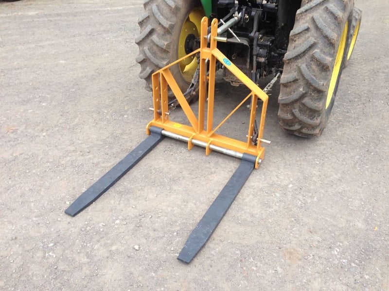 Novaquip 3 point linkage Pallet forks 700 KG629700684782091113