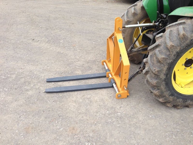 Novaquip 3 point linkage Pallet forks 700 KG62970068478209112