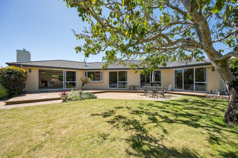 Image 1 of 21