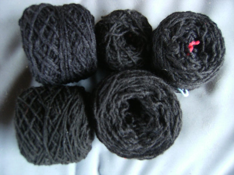 Knitting yarn black 190gm ref ;Knit25 Carousel 1