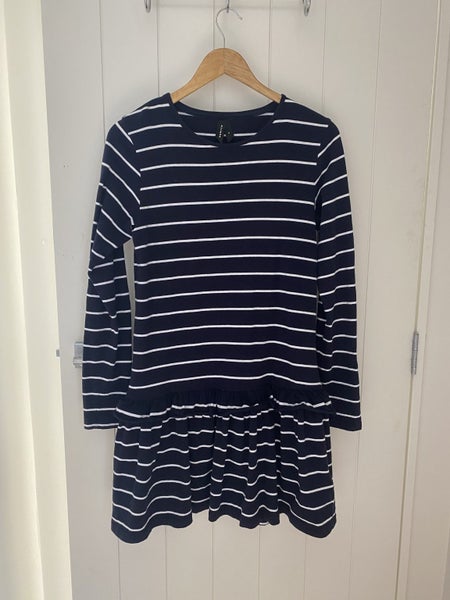 Final RELIST $1 Res Huffer Dress 8 Carousel 1