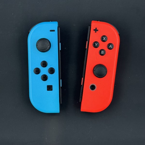 Nintendo Switch Joy Cons Carousel 1