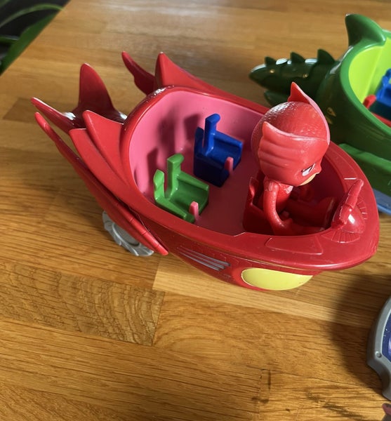 Bulk Lot of PJ Masks & Paw Patrol Toys & Vehicles Carousel 7