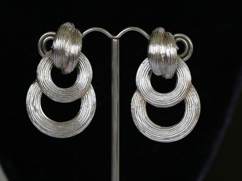 Large loopy Dangles quality designer vintage 90s Clip Earrings Barcs Carousel 1
