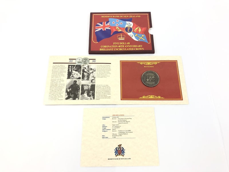 1993 New Zealand Uncirculated Five Dollar Coin in Original Packaging - Lot Q926 Carousel 1