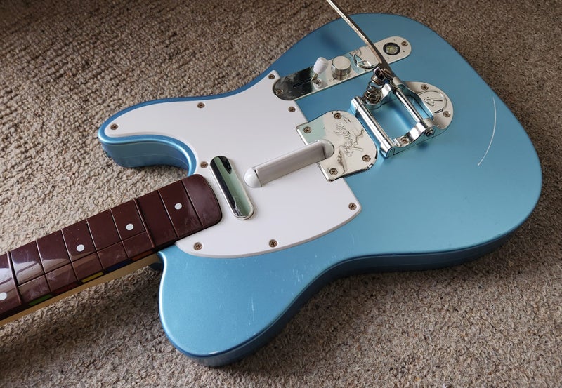 Rock band Fender Telecaster Guitar in great condition Xbox 360 Carousel 2