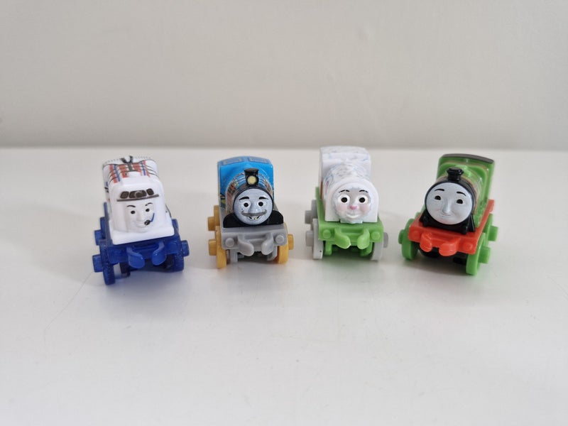 Thomas the Tank Engine Mini Trains Carousel 1