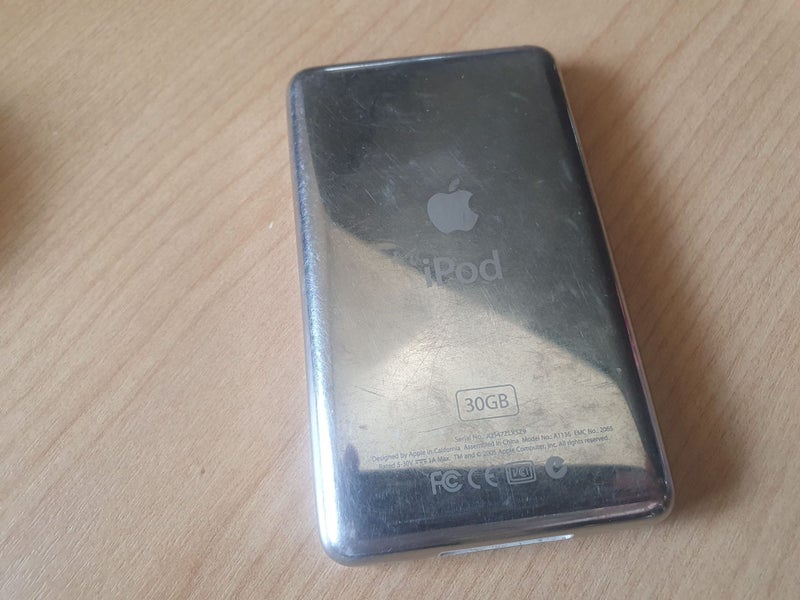 iPod Classic 5th Gen 128gb Carousel 3