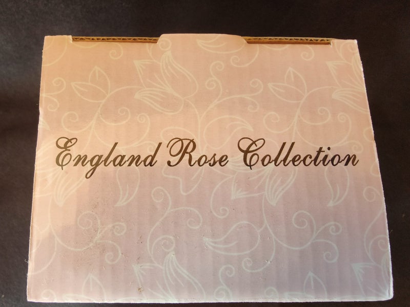 Rose Tea cups x 4 Carousel 2