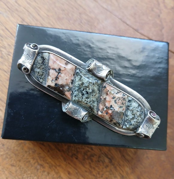 Antique Scottish Silver & Agate Victorian Brooch - Large Carousel 1