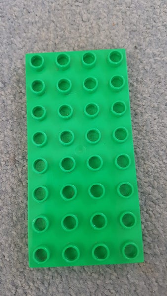 Duplo Small Green Board Carousel 1