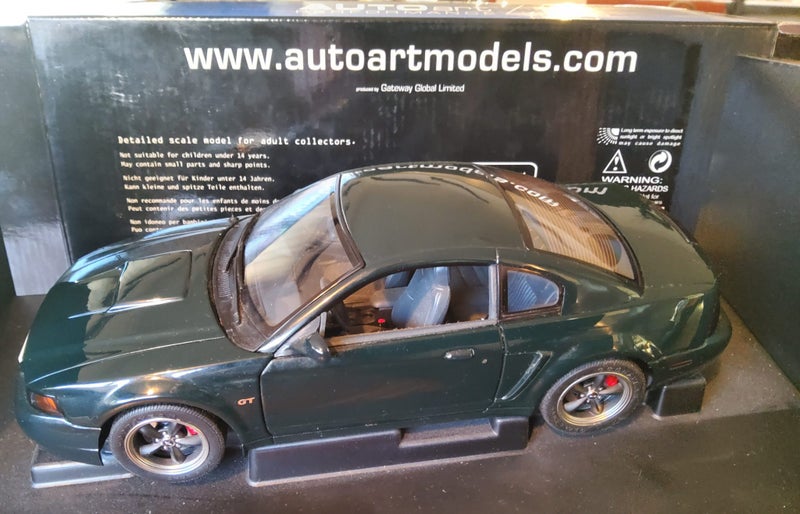 Autoart Mustang GT 2001 Bullit - 72851 Carousel 1