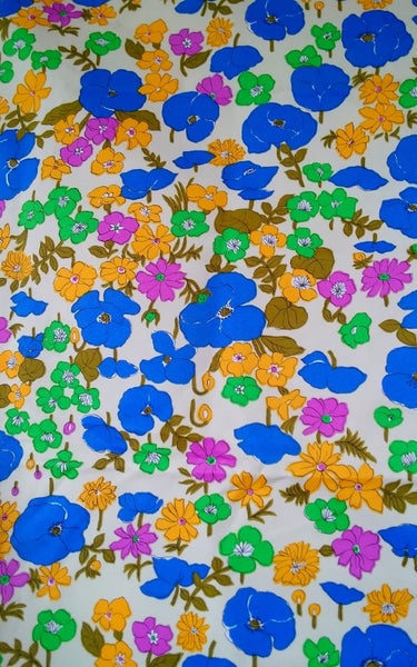 VINTAGE 1970s FABRIC Carousel 1