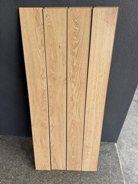 Light oak laminate flooring Carousel 1