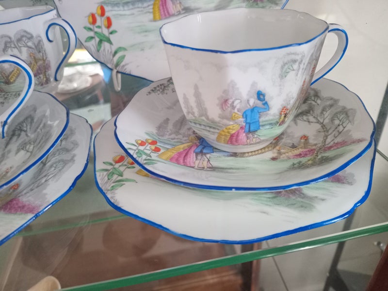 BEAUTIFUL ART DECO TEASET BY SUTHERLAND CHINA Carousel 2