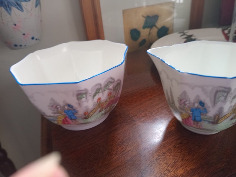 BEAUTIFUL ART DECO TEASET BY SUTHERLAND CHINA Carousel 6