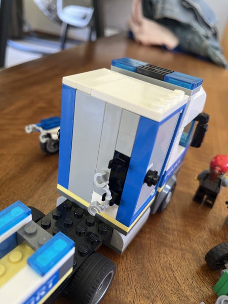 Lego Police Transporter with vehicles and mini figures Carousel 5
