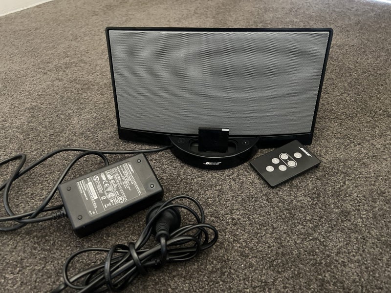 Bose Sound Dock digital music system Carousel 1