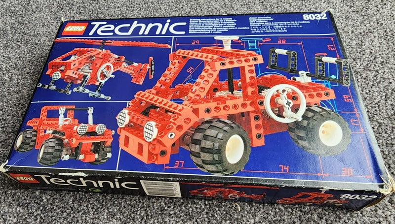 Lego Technic Universal Building Set 8032 Carousel 1