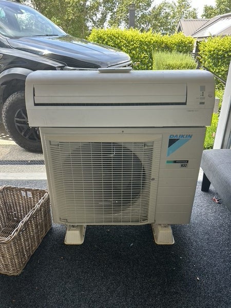 aircondition unit Daikin Carousel 2