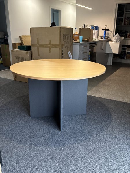 Round Office Table (1200mm) Carousel 1