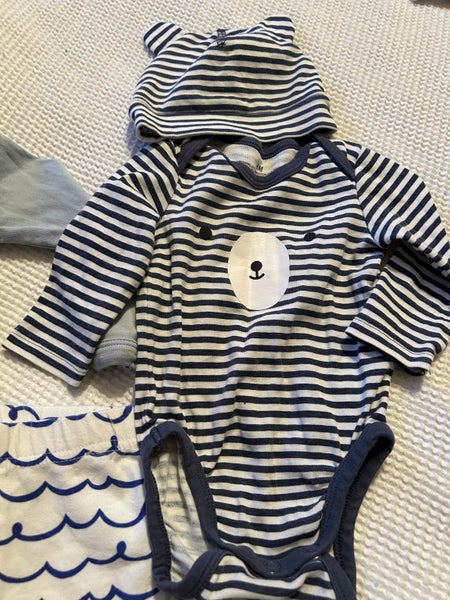 Newborn Clothes - Cotton on, H & M and Bonds Carousel 2