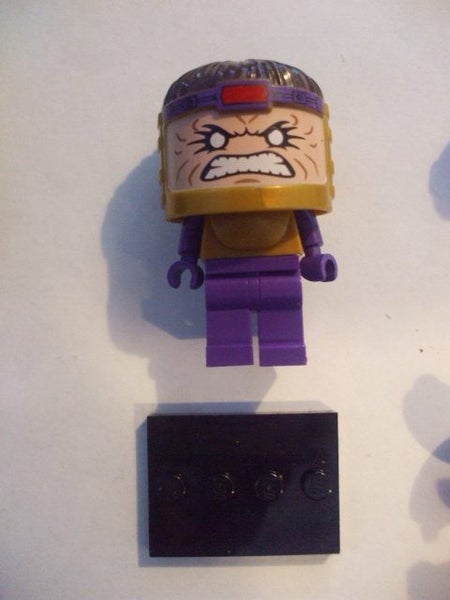 Lego Modok, Batman, Ironman Minifigures Carousel 2