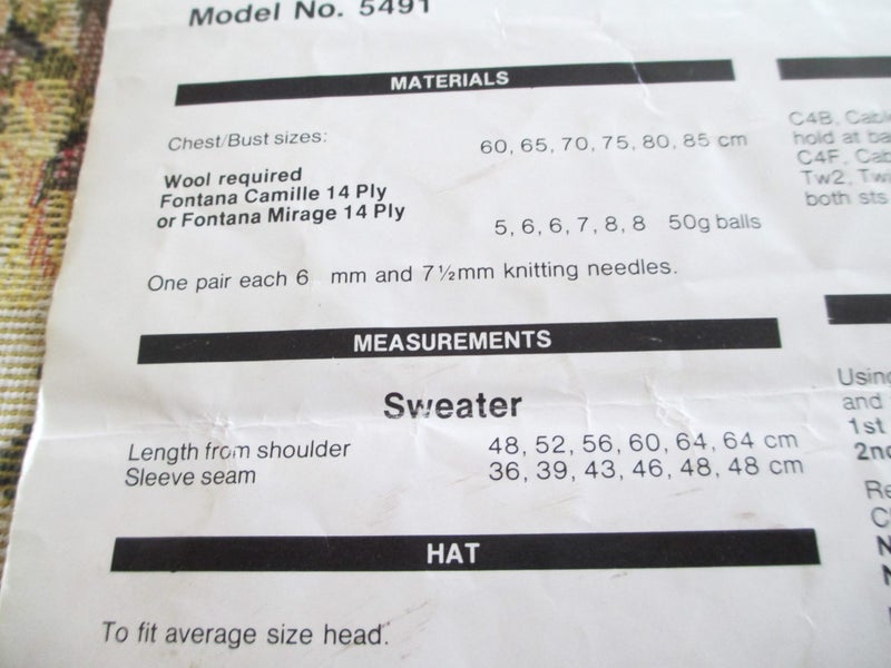 Girls Sweater and Jacket with Hats Fontana 14ply knitting Pattern Carousel 5