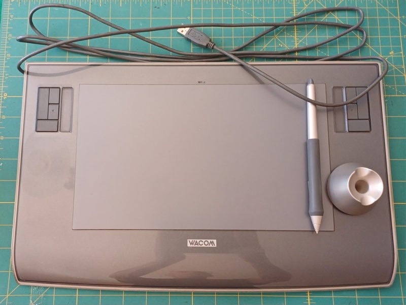 Wacom Intuos 3 PTZ-631W Carousel 1
