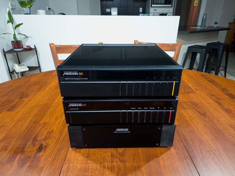 Meridian 563 DAC & 500 CD Transport -- HIGH-END Digital and CD AUDIO!!! Carousel 2