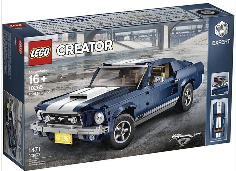Lego 10265 Ford Mustang Carousel 1