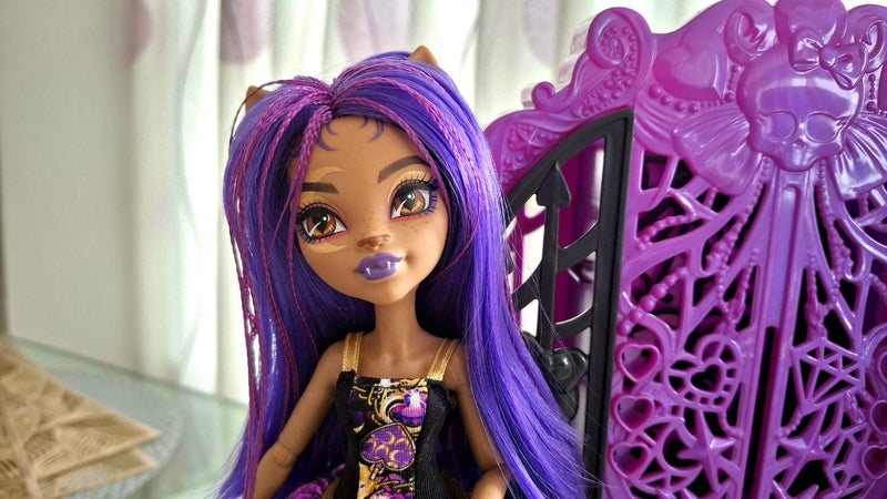 Monster High Skulltimate Secrets Monster Mysteries Clawdeen Wolf Doll Carousel 2