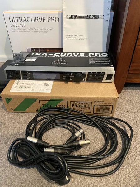 Behringer DEQ2496 Digital EQ includes MICROPHONE & CABLES Carousel 2