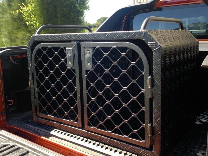 Aluminium Dogbox Carousel 1